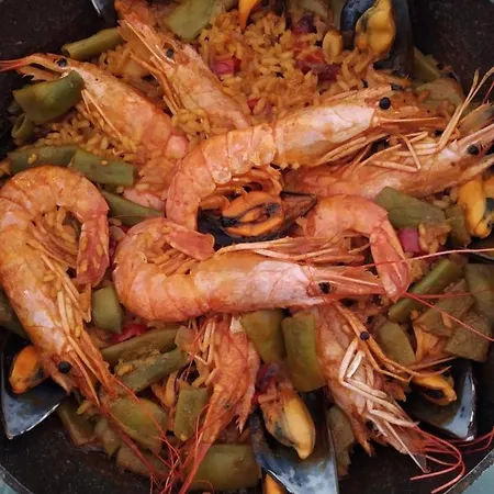 La Esperanza De La Sagrada Familia Hotel Melgar de Fernamental